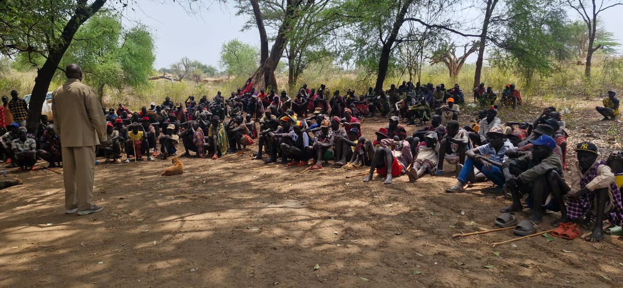 Governor Lobong calls on Takaninyang residents to prioritize Education